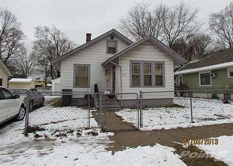 1st image of 978 Superior St