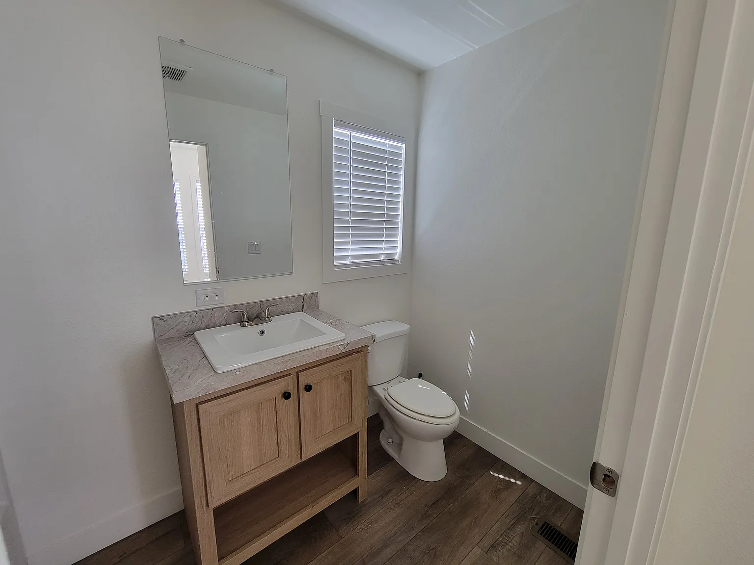 2 bed, 840 sqft, $960 — Photo 4