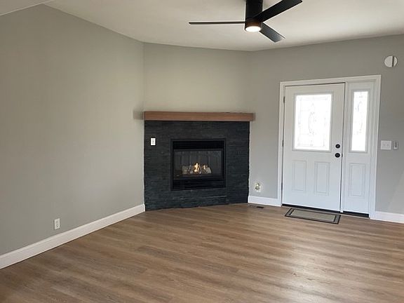 5th image of 708 Hopley Ave