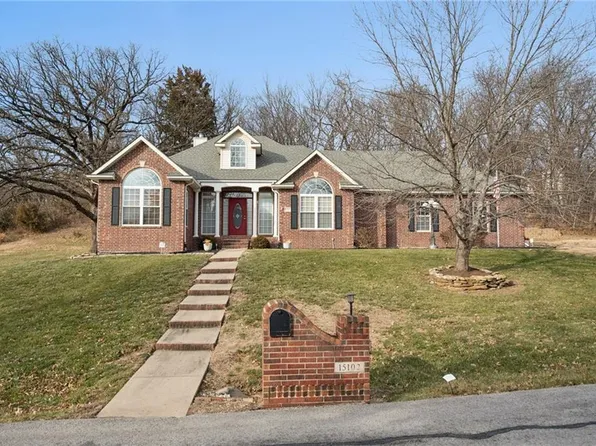 15102 NW 72nd St, Parkville, MO 64152