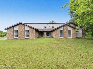 3231 Kings Bridge Rd, Moss Point, MS 39562