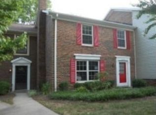 2406 Cottage Pl, Greensboro, NC 27455