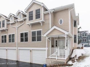 107 E Orchard St, Itasca, IL 60143