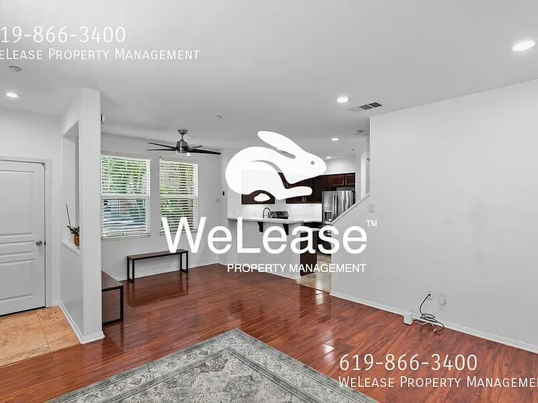 4300 Newton Ave #8 — Photo 9