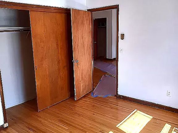 5th image of 869 Forest Ave #2