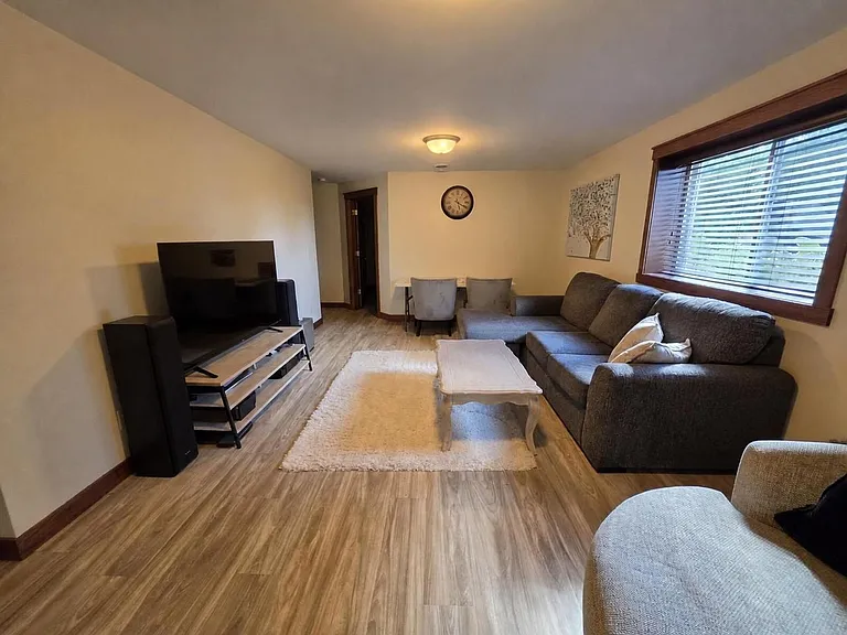 3270 White Oak Ln — Photo 25