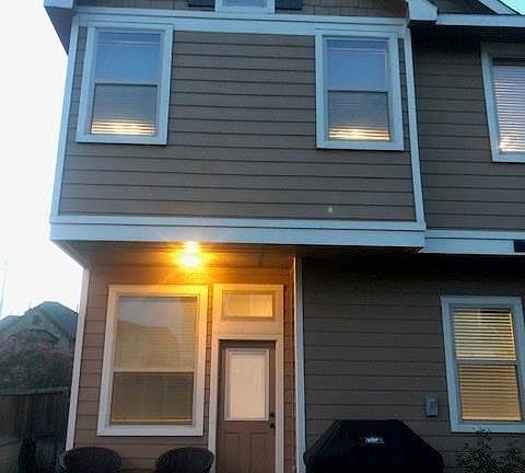 5th image of 23315 Isola St
