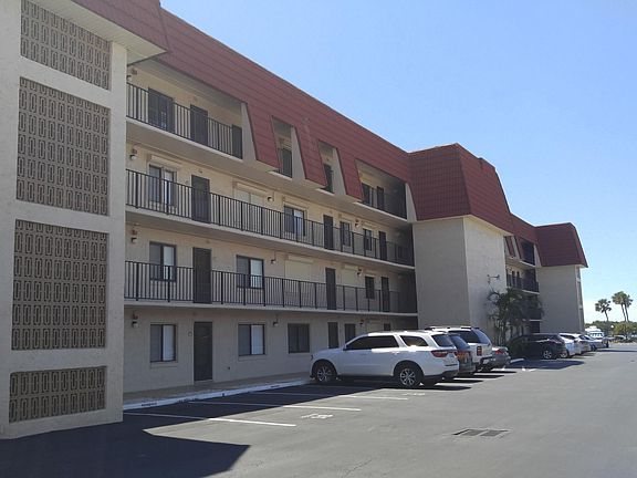 3rd image of 720 S Brevard Ave APT 411