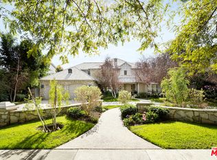 605 N Roxbury Dr, Beverly Hills, CA 90210