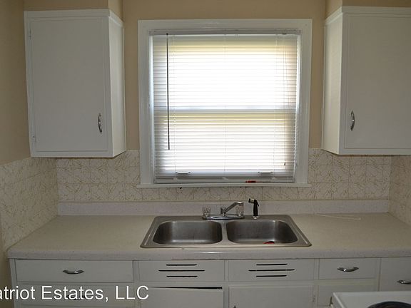 2nd image of 225 N Madison St APT 10