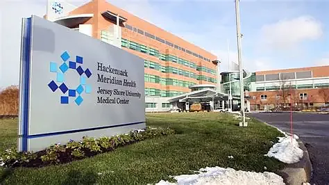 Hackensack University Medical Center (2.5 mi)