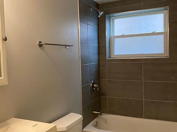 4th image of 10649-51 S Hale Ave #10649-2A