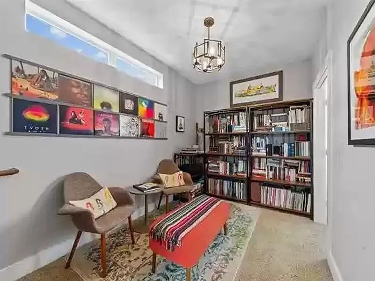 5711 Ross Ave #9 — Photo 18