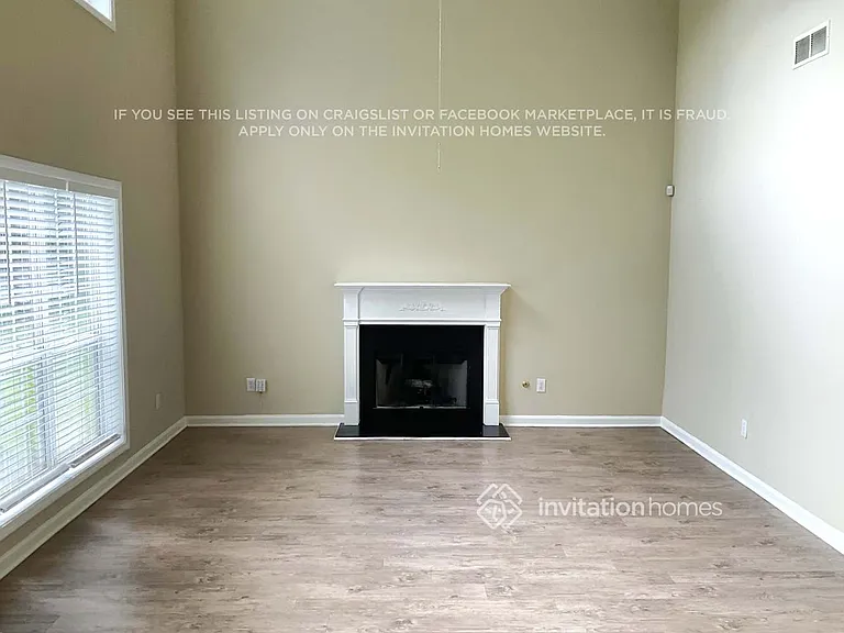 696 Fitzgerald Pl — Photo 4