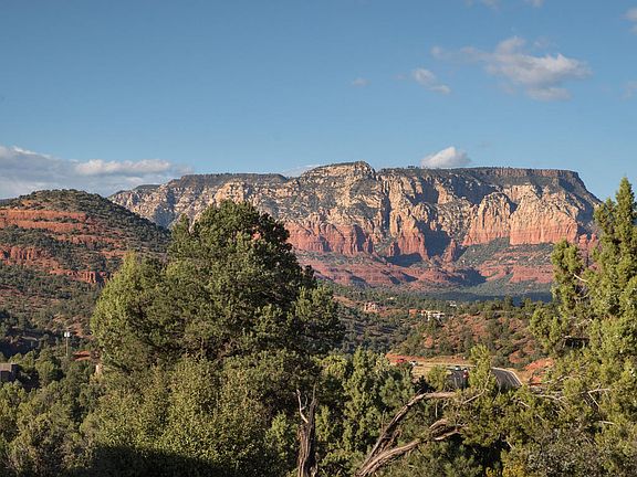 3rd image of 35 Cathedral Rock Trl