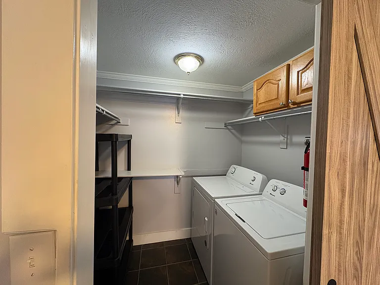 9731 S 3065 W — Photo 3