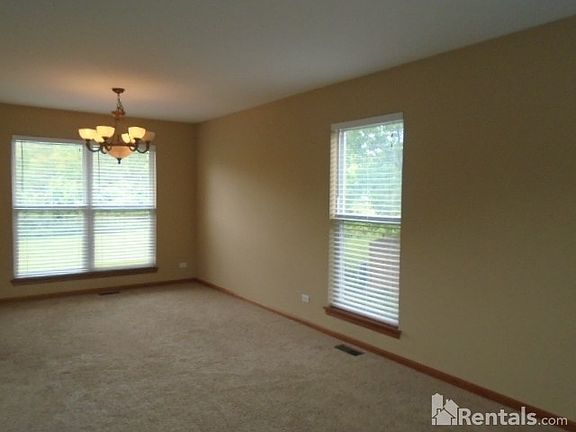 2nd image of 1924 Prairie Path Ln