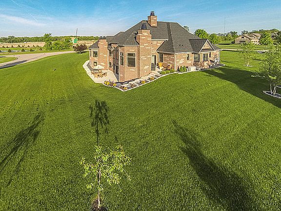 2nd image of 6410 Heron Ct