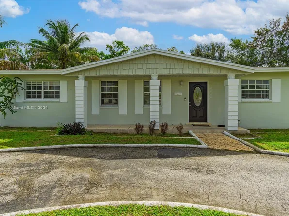 18625 NW 22nd Ct, Miami Gardens, FL 33056