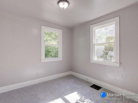 5th image of 988 Cleveland Ave Unit A