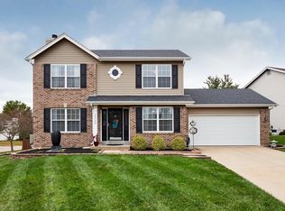 16700 Westglen Farms Dr, Ballwin, MO