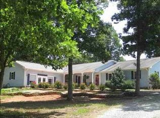 9461 Highway 11, Campobello, SC 29322