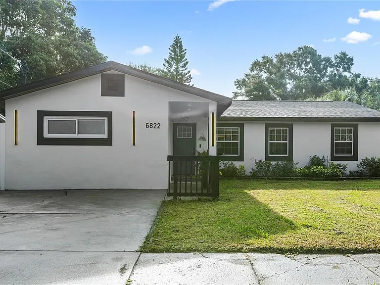 6822 S Wall St — Photo 1