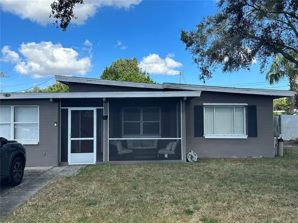 5283 Jasmine Cir N, Saint Petersburg, FL 33714