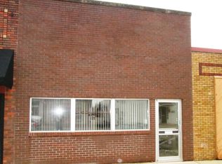 121 S Dodge St, Algona, IA 50511