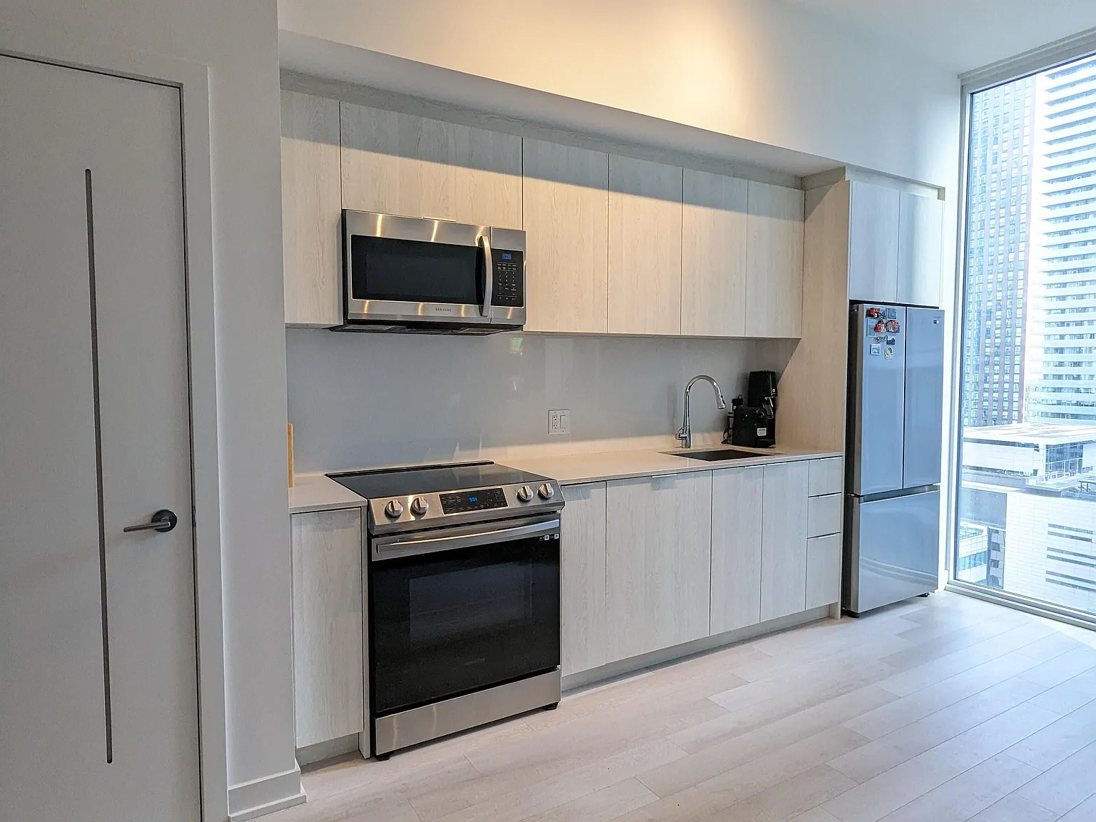 2 bed, $2,400 — Photo 2