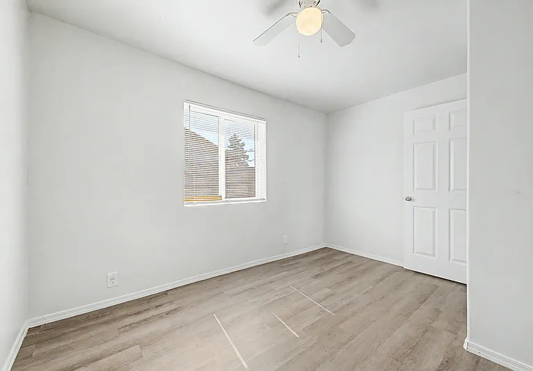 2045 E Orange St — Photo 20