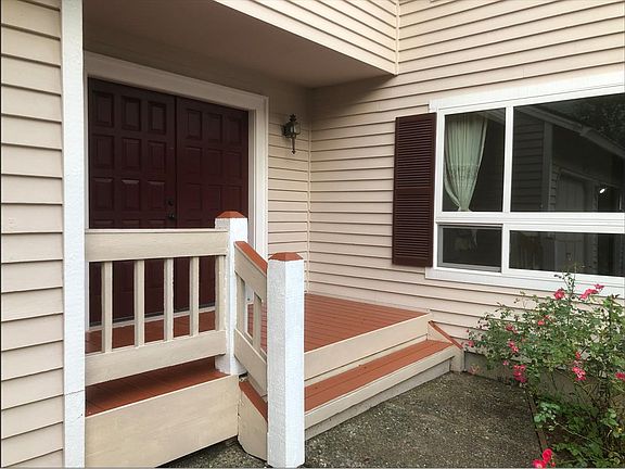 2nd image of 6240 146th Pl SE