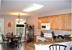 Wonderful kitchen with pantry and SS appliances