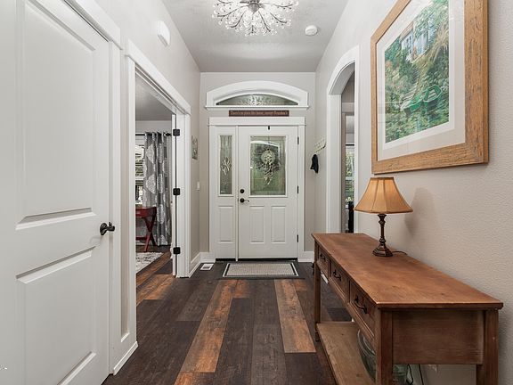 2nd image of 5848 NE Voyage Ave