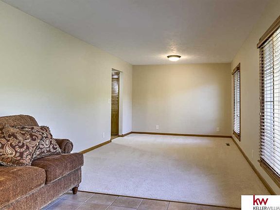 5th image of 4302 McCarty Dr