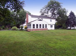 25 Flintshire Rd, Malvern, PA 19355