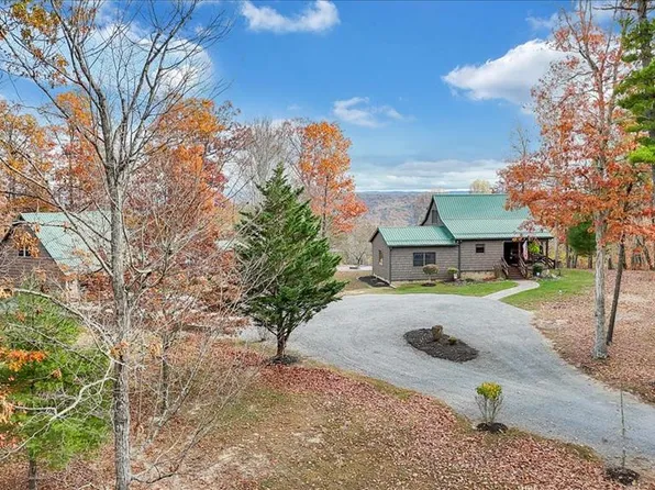1098 River Ridge Rd, Hinton, WV 25951