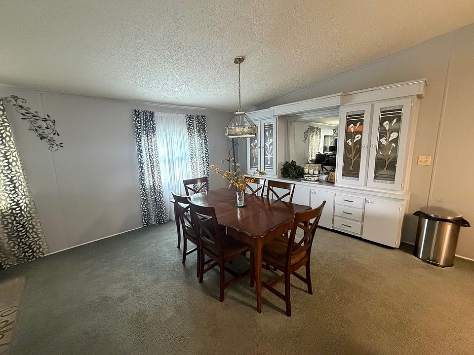 1st image of 3503 Blue Heron Cir