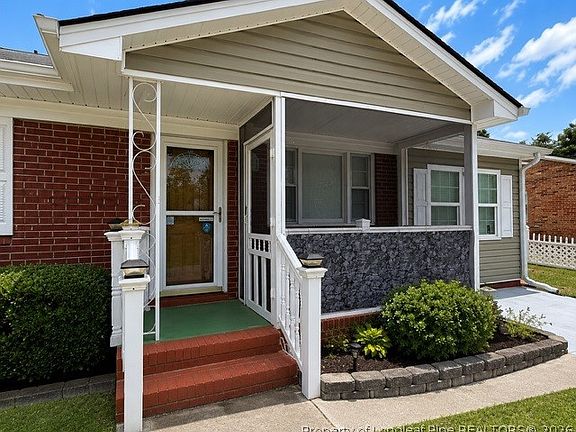 3rd image of 3241 Vardaman Ave