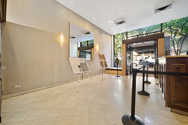 Rented by Bond New York | media 14