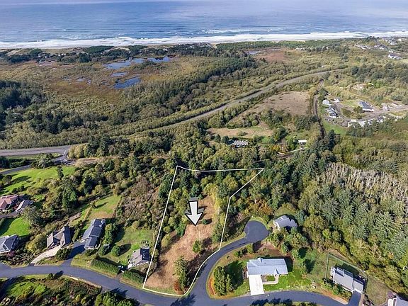 5th image of 57 Surfview Dr