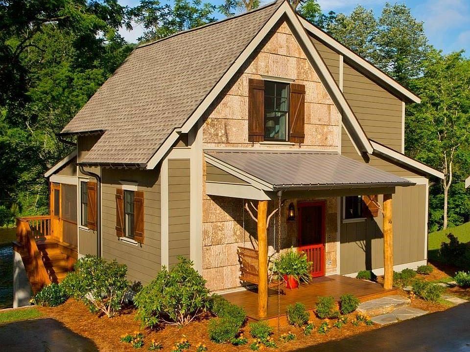 2nd image of 16 Chimney Stone Way