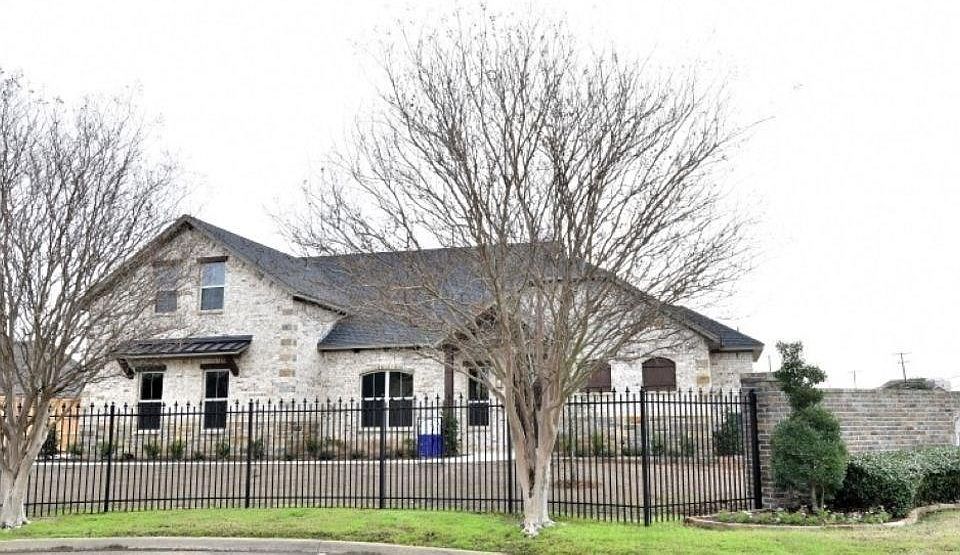 1st image of 2700 Ursula Ct