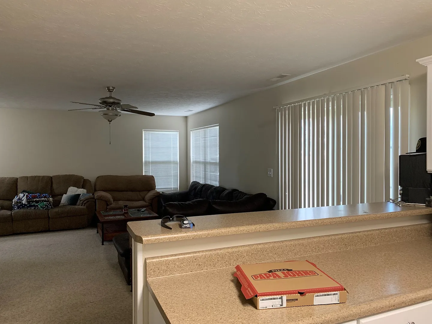 3 bedroom/3.5 bathroom Home Within Walking Distance to Campus! — Photo 3