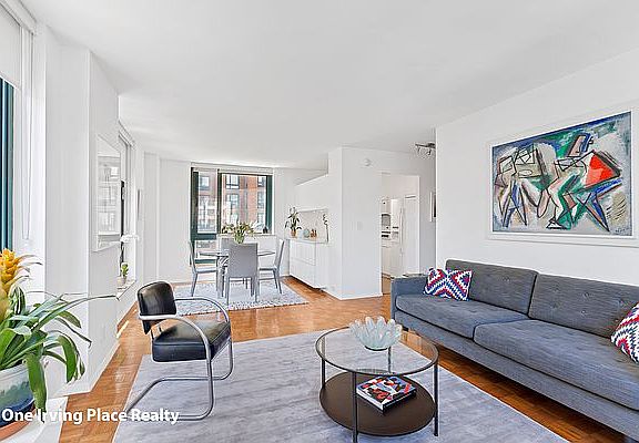 3rd image of 1 Irving Pl APT P12f