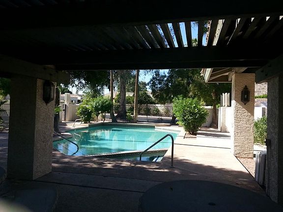 4th image of 8650 S 51st St