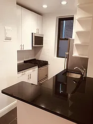 Rented by Metropolis Real Estate of Manhattan