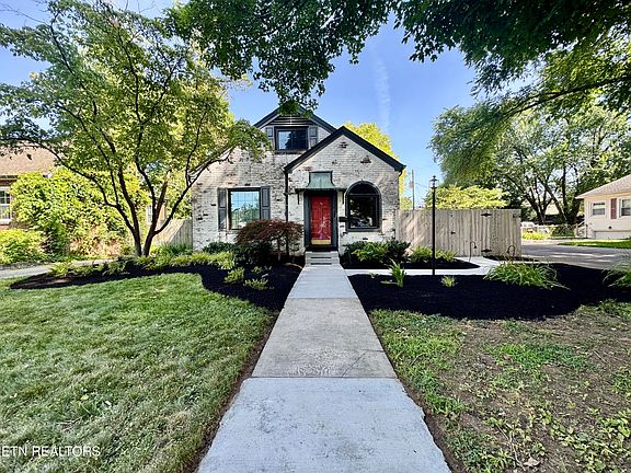 2nd image of 2000 Emoriland Blvd