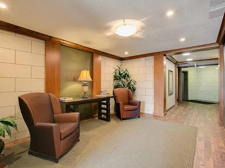 3540 Hennepin Ave #114 — Photo 1