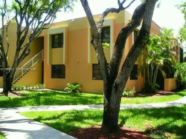 7961 SW 104th St #102-B, Miami, FL 33156